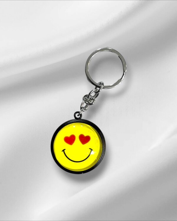 Heart Eyes Emoji Keyring - Premium Metal & Glass Keychain