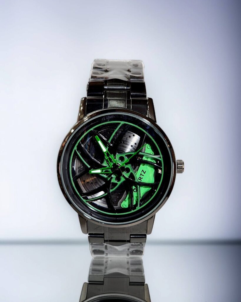 Classic Black Stainless Steel Rotating Dial Watch